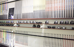 service9 国内外有名メーカー10社以上を常時取り揃え